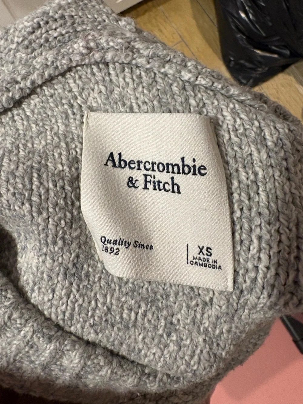 Abercrombie & Fitch Heather Gray Crewneck Sweater